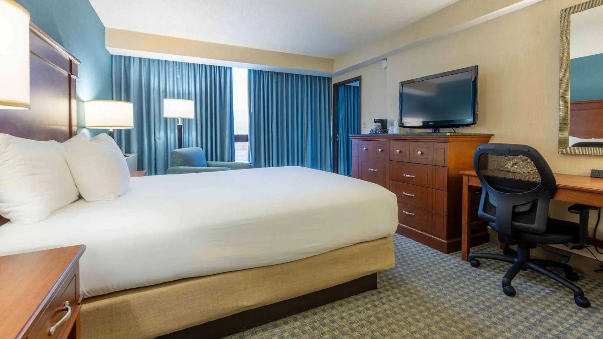 Hotel Pear Tree Inn St. Louis Near Union Station