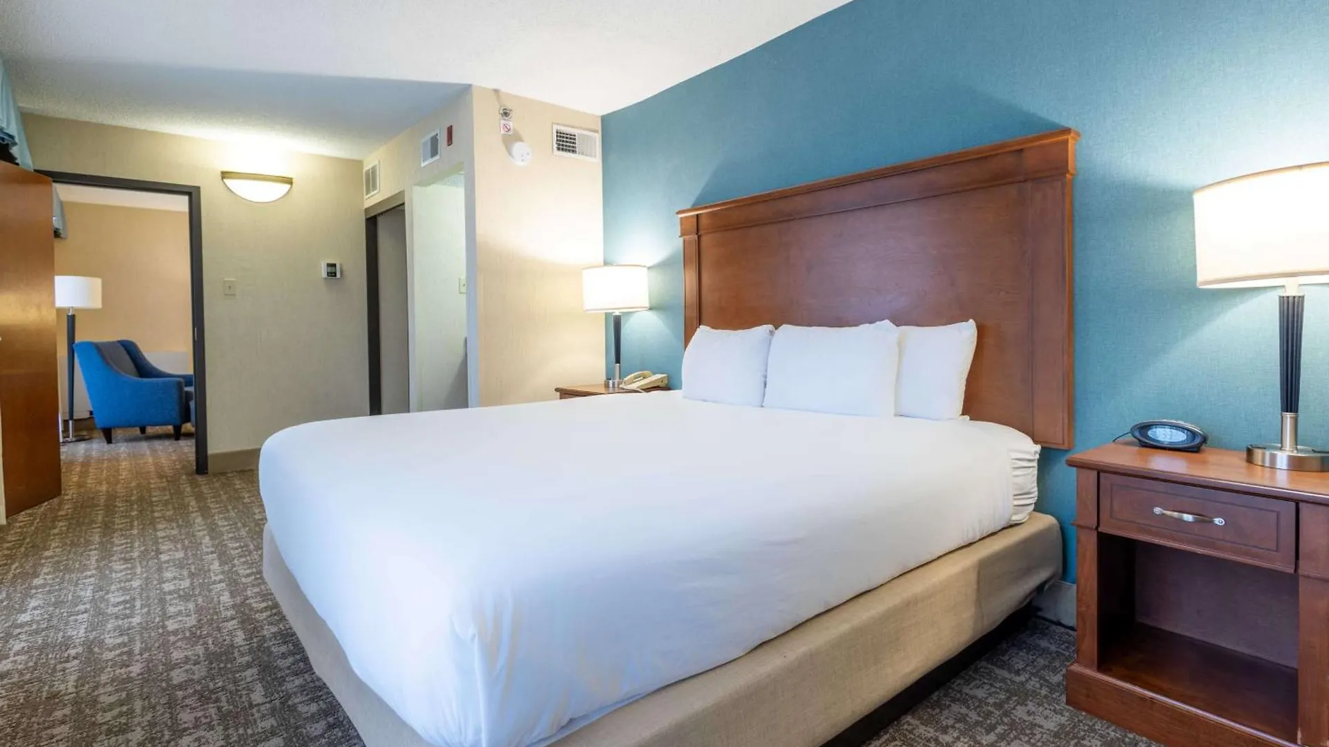 Hotel Pear Tree Inn St. Louis Near Union Station